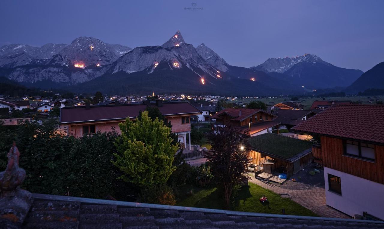 Haus Lorea Ehrwald Buitenkant foto